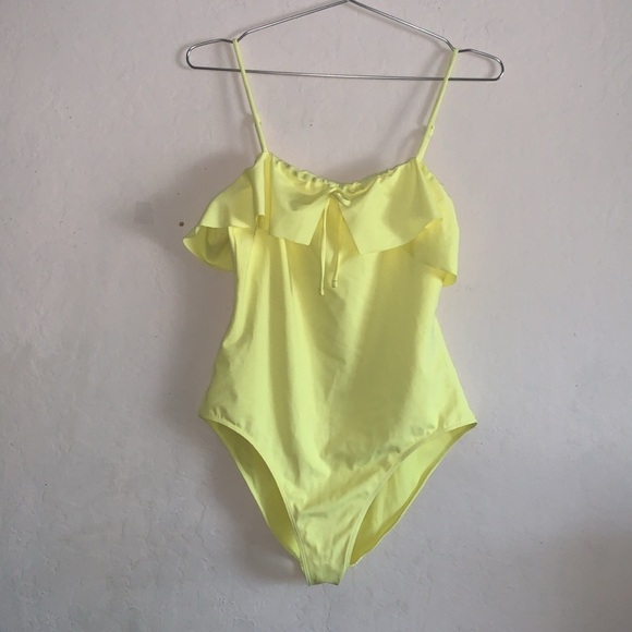 Aritzia Wilfred Nyla Lemon Meringue Bodysuit Size Large - Picture 3 of 9